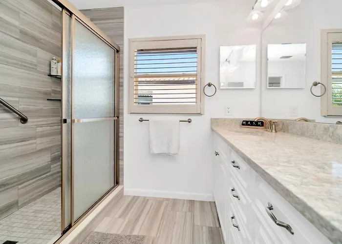 Ferienhaus Clearwater Waterfront Modern 4bd 2big Open Loft 4bt With Pool Boat Deck Sleep 15 *
