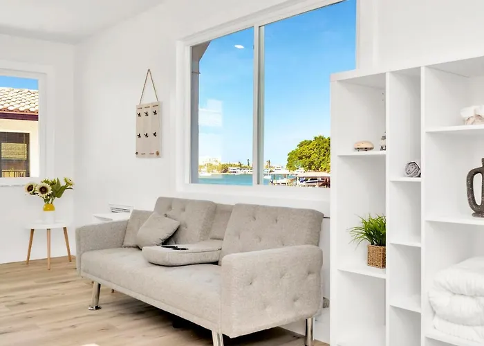 Clearwater Waterfront Modern 4bd 2big Open Loft 4bt With Pool Boat Deck Sleep 15 Ferienhaus