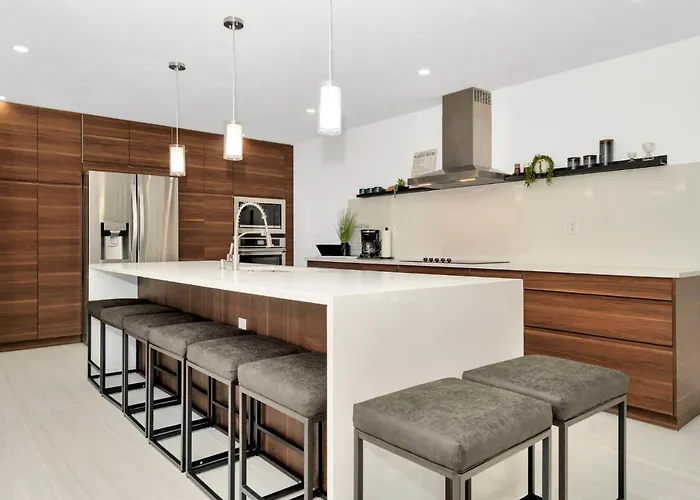 Clearwater Waterfront Modern 4bd 2big Open Loft 4bt With Pool Boat Deck Sleep 15 *