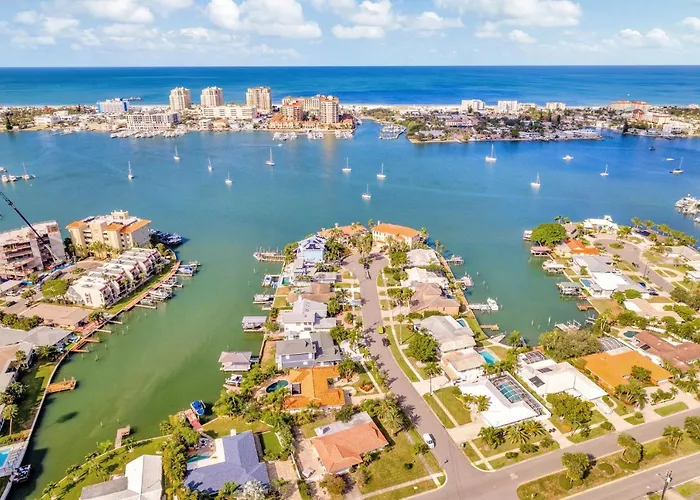 Ferienhaus Clearwater Waterfront Modern 4bd 2big Open Loft 4bt With Pool Boat Deck Sleep 15 *