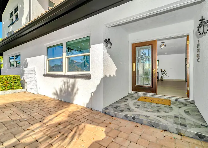 Ferienhaus Clearwater Waterfront Modern 4bd 2big Open Loft 4bt With Pool Boat Deck Sleep 15 Clearwater Beach