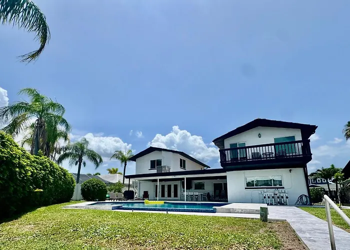 Clearwater Waterfront Modern 4bd 2big Open Loft 4bt With Pool Boat Deck Sleep 15 Clearwater Beach