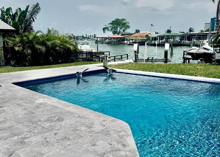 Ferienhaus Clearwater Waterfront Modern 4bd 2big Open Loft 4bt With Pool Boat Deck Sleep 15 *