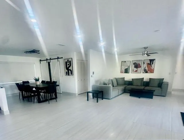 Ferienhaus Clearwater Waterfront Modern 4bd 2big Open Loft 4bt With Pool Boat Deck Sleep 15 *